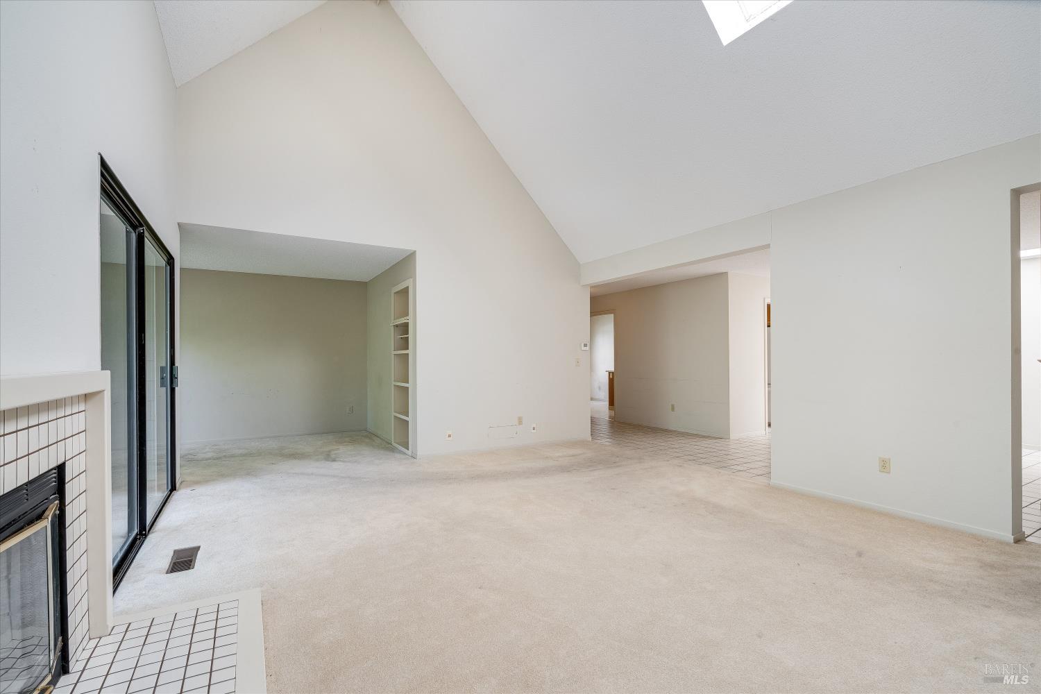 21350 Via Colombard Sonoma CA 95476