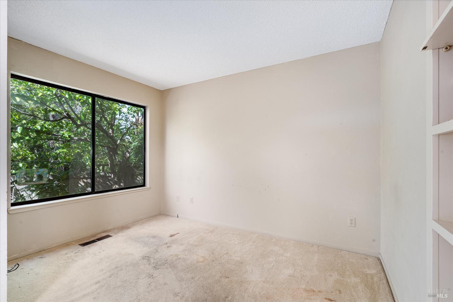 21350 Via Colombard Sonoma CA 95476