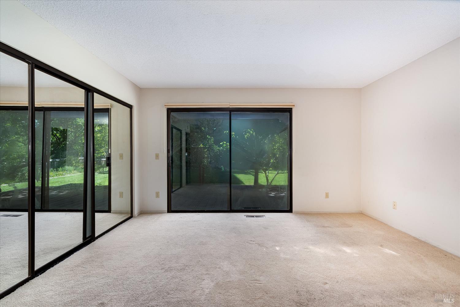 21350 Via Colombard Sonoma CA 95476