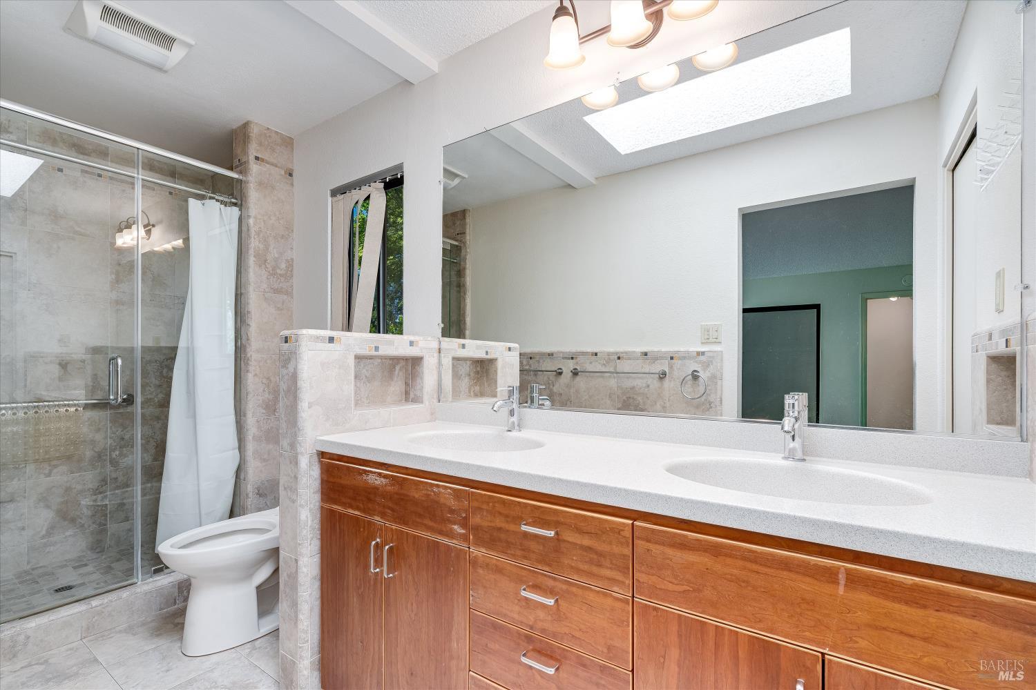 21350 Via Colombard Sonoma CA 95476