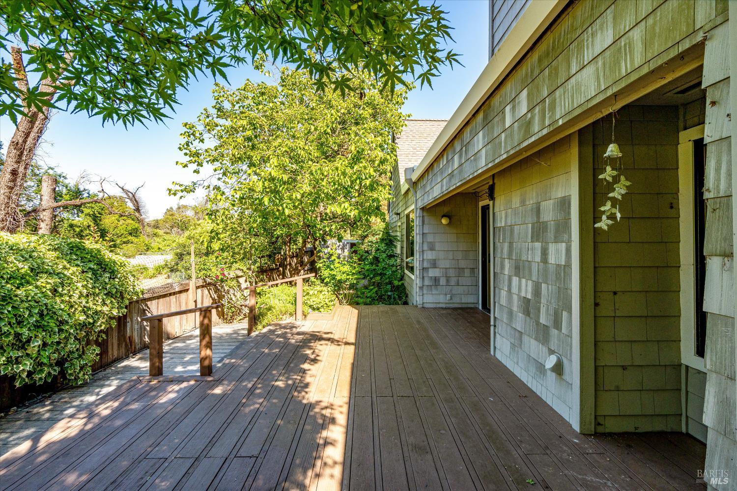 21350 Via Colombard Sonoma CA 95476