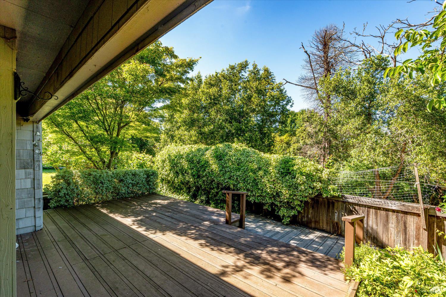 21350 Via Colombard Sonoma CA 95476