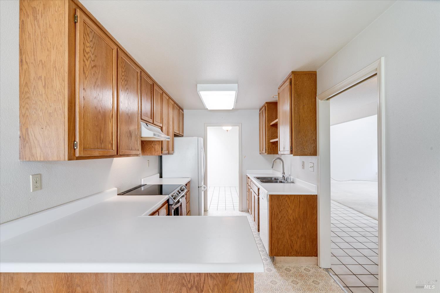 21350 Via Colombard Sonoma CA 95476