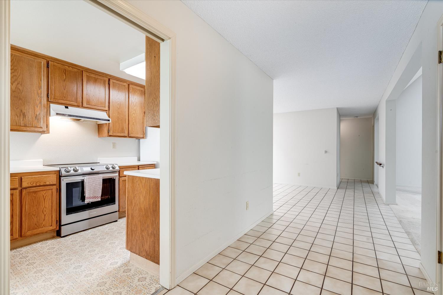 21350 Via Colombard Sonoma CA 95476