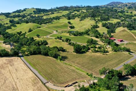 746 Artisan Circle Geyserville CA 95441