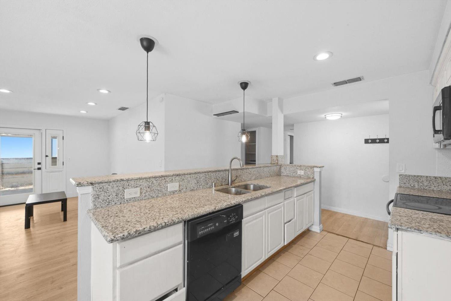 142 Estes Way Sacramento CA 95838