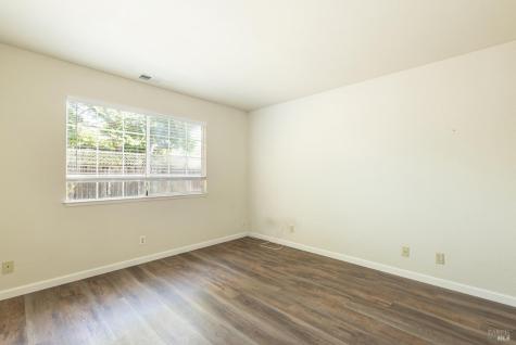 1106 Putney Drive Santa Rosa CA 95401