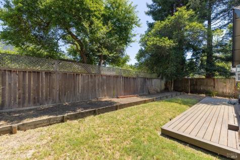 1106 Putney Drive Santa Rosa CA 95401
