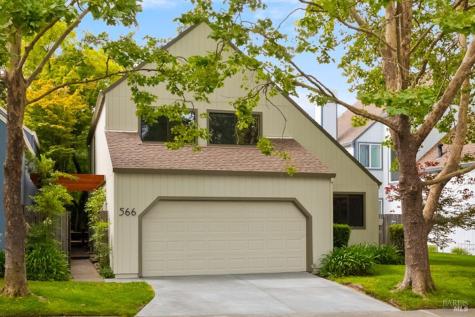 566 March Avenue Healdsburg CA 95448