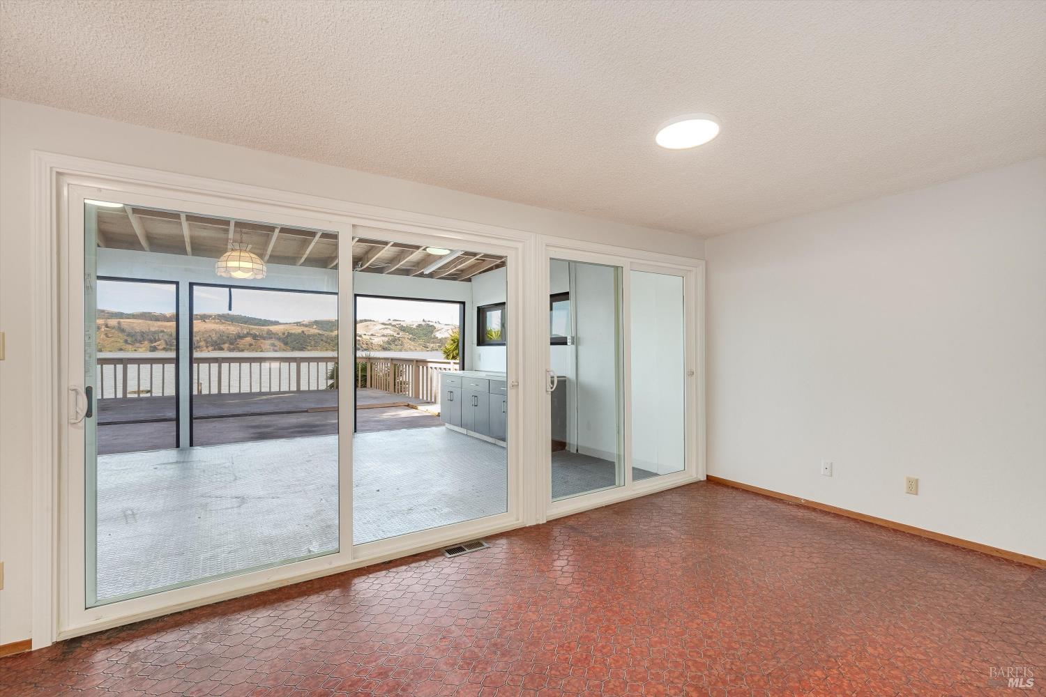 1298 W K Street Benicia CA 94510