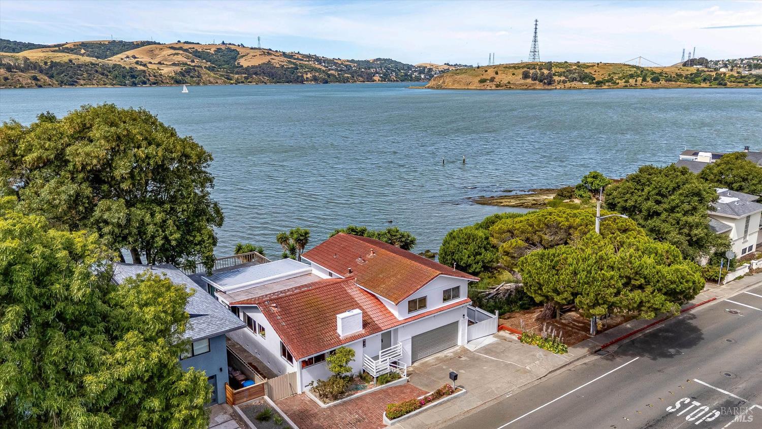 1298 W K Street Benicia CA 94510