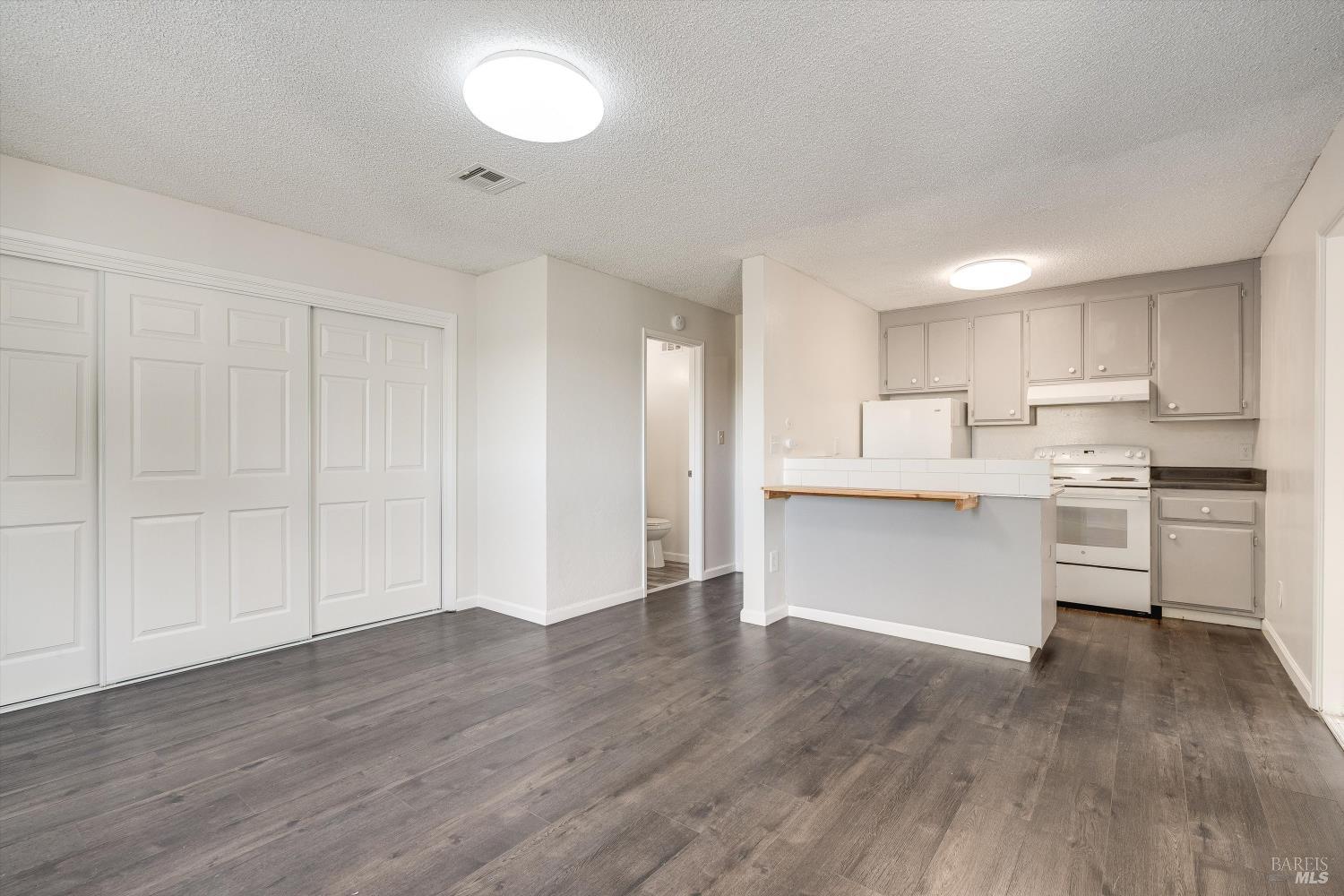 1298 W K Street Benicia CA 94510