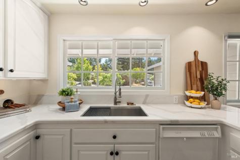 8150 Whited Road Sebastopol CA 95472