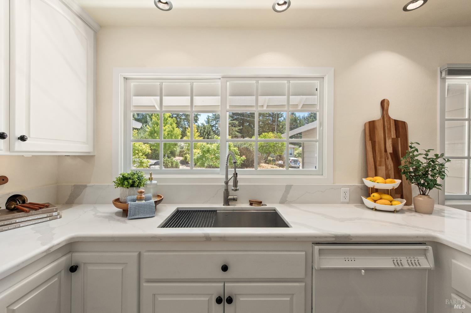 8150 Whited Road Sebastopol CA 95472