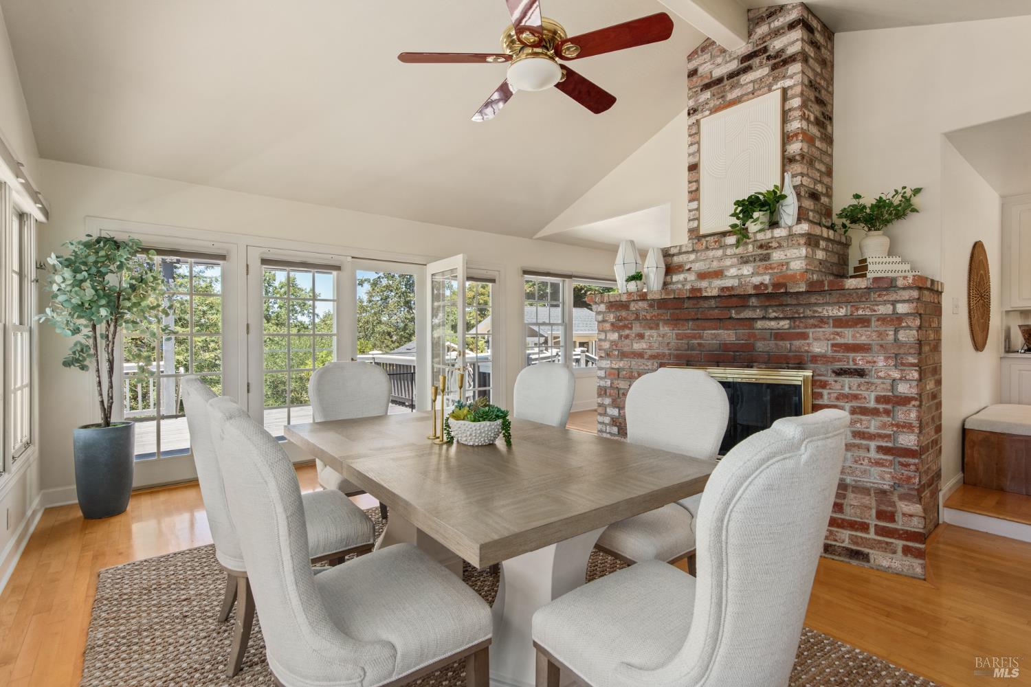 8150 Whited Road Sebastopol CA 95472