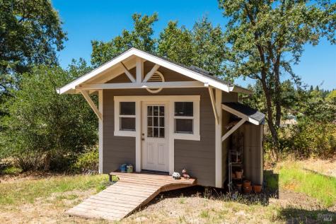 8150 Whited Road Sebastopol CA 95472