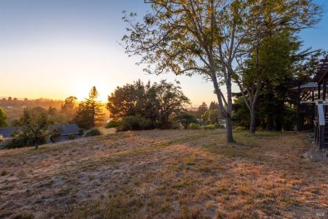 8150 Whited Road Sebastopol CA 95472