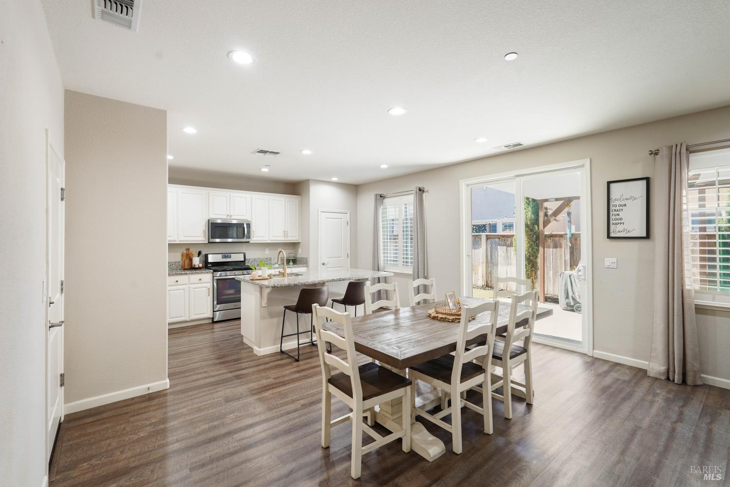 1245 Dartmouth Circle Dixon CA 95620