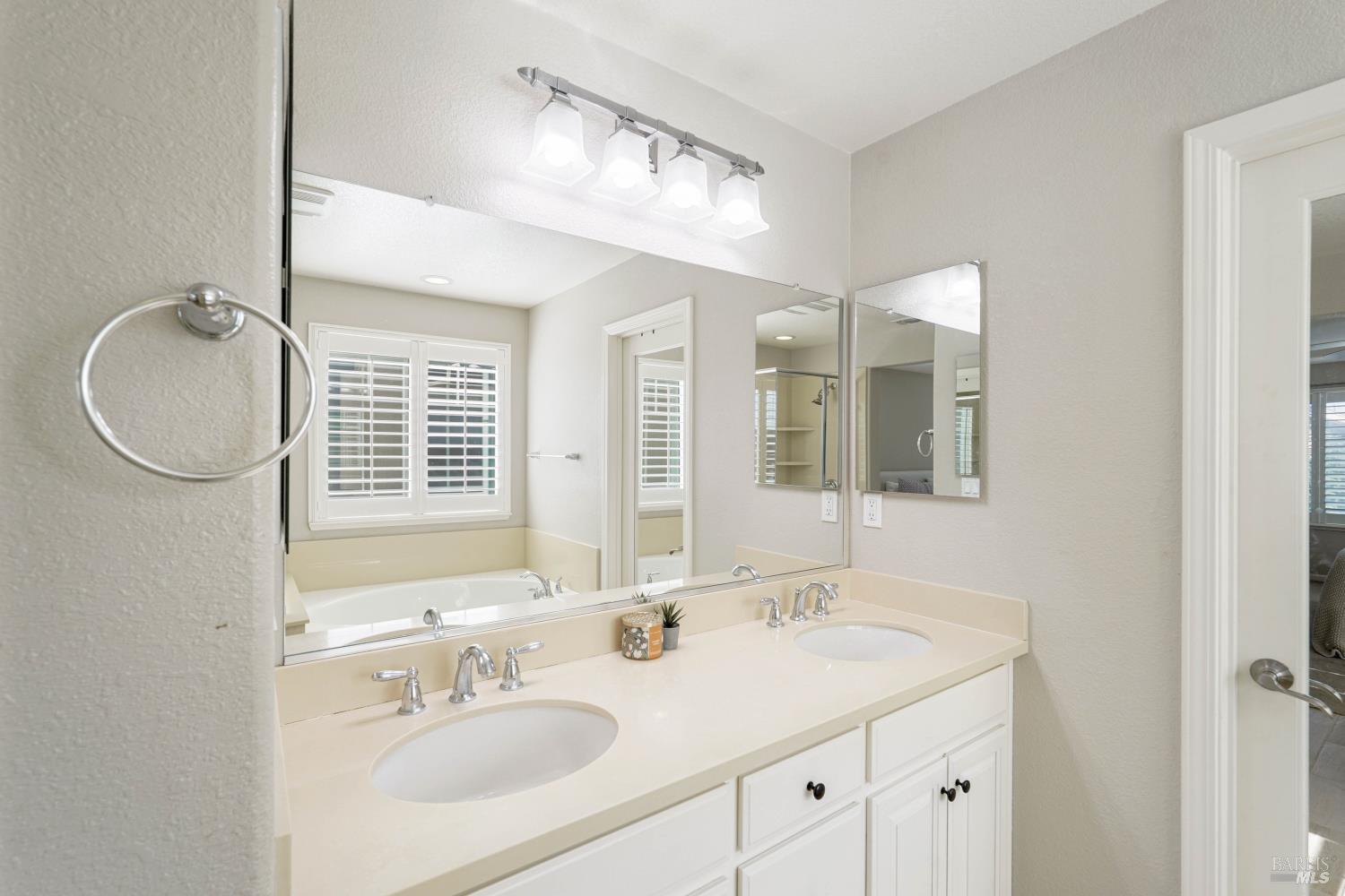 1245 Dartmouth Circle Dixon CA 95620