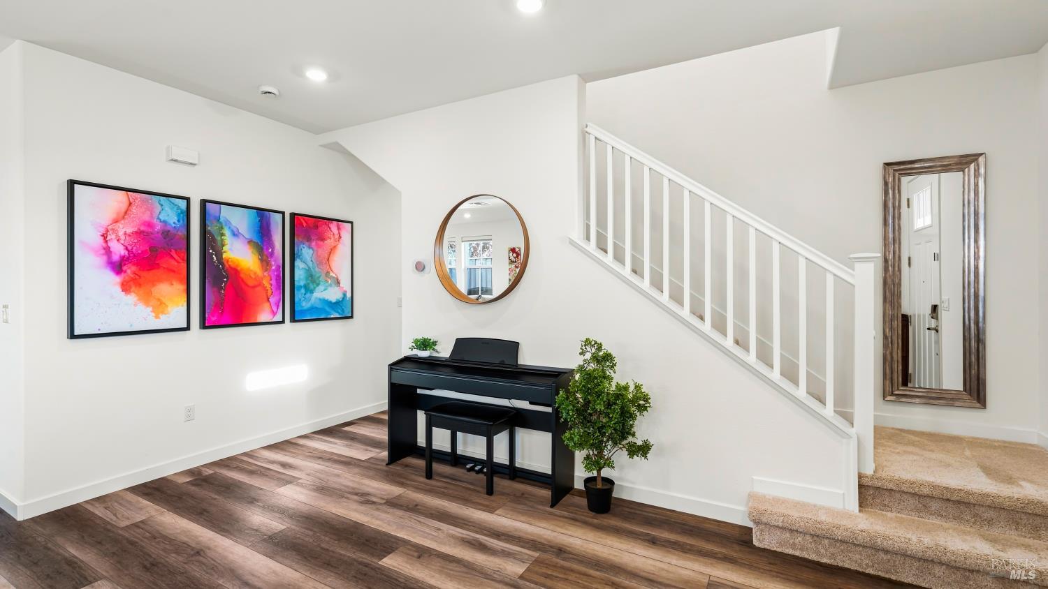 314 Caulfield Lane Petaluma CA 94952