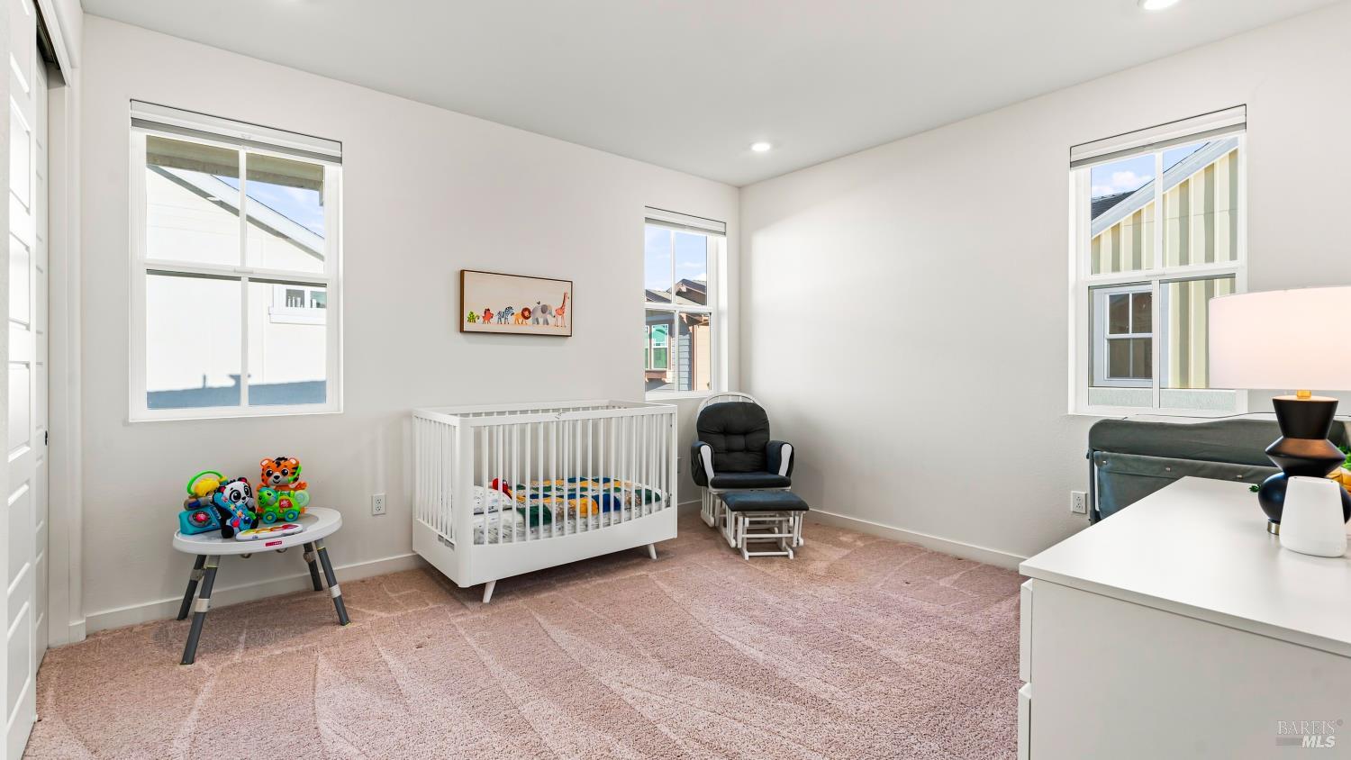 314 Caulfield Lane Petaluma CA 94952