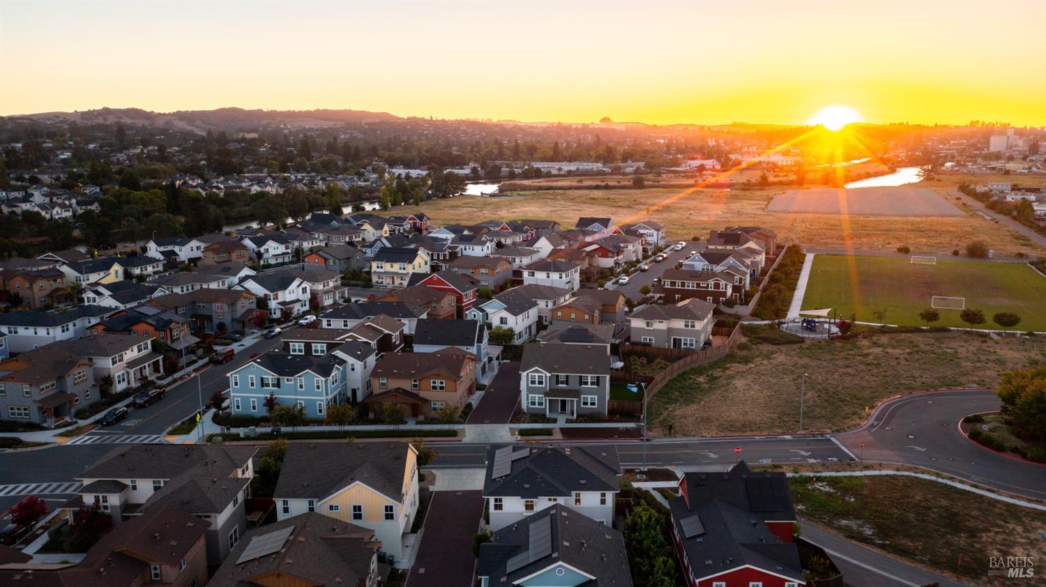 314 Caulfield Lane Petaluma CA 94952