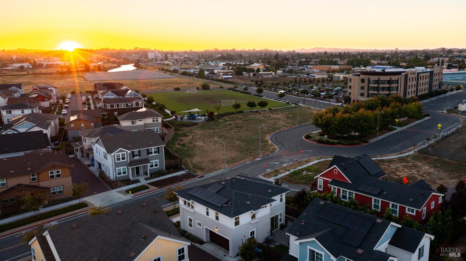 314 Caulfield Lane Petaluma CA 94952