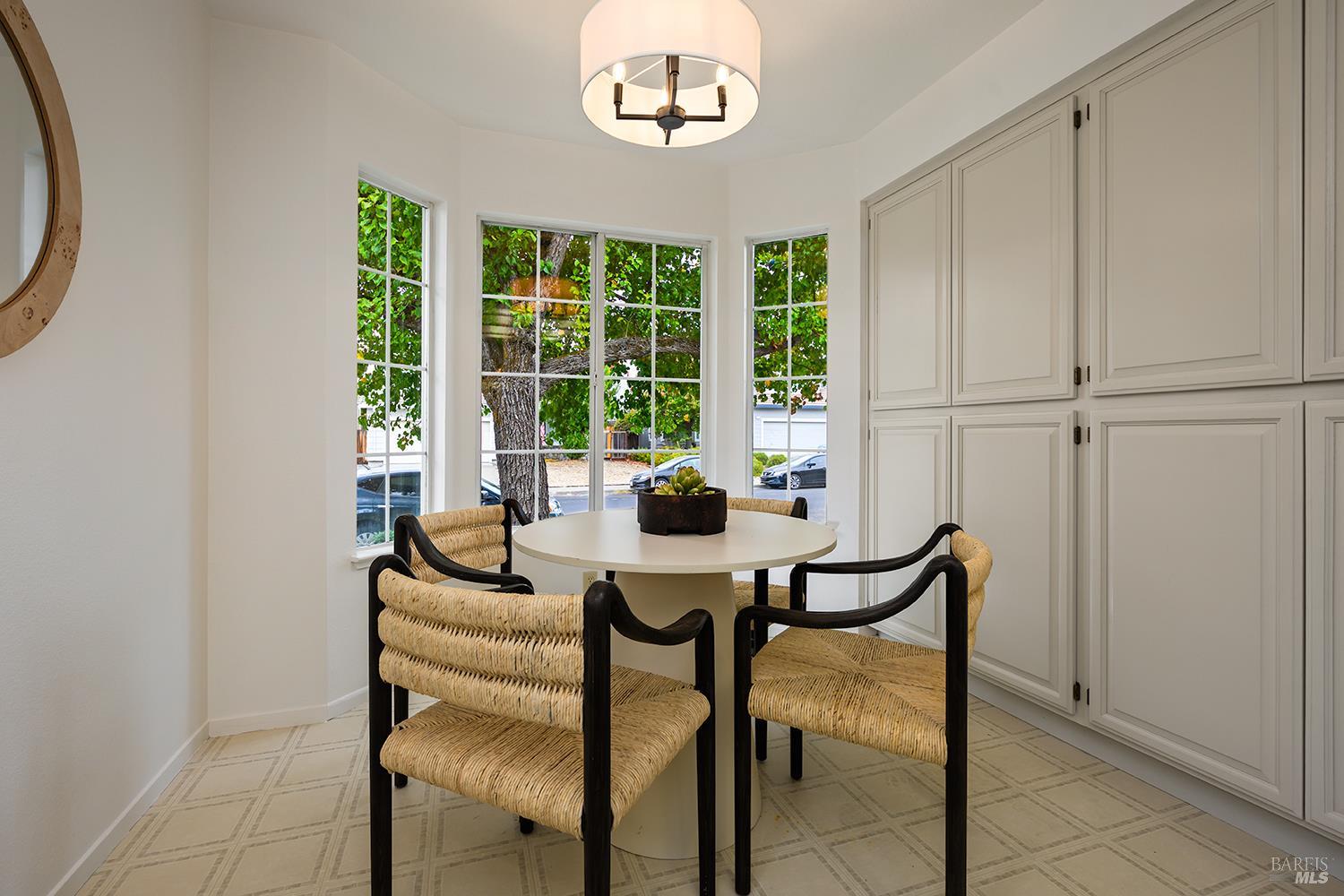 172 Flametree Circle Windsor CA 95492