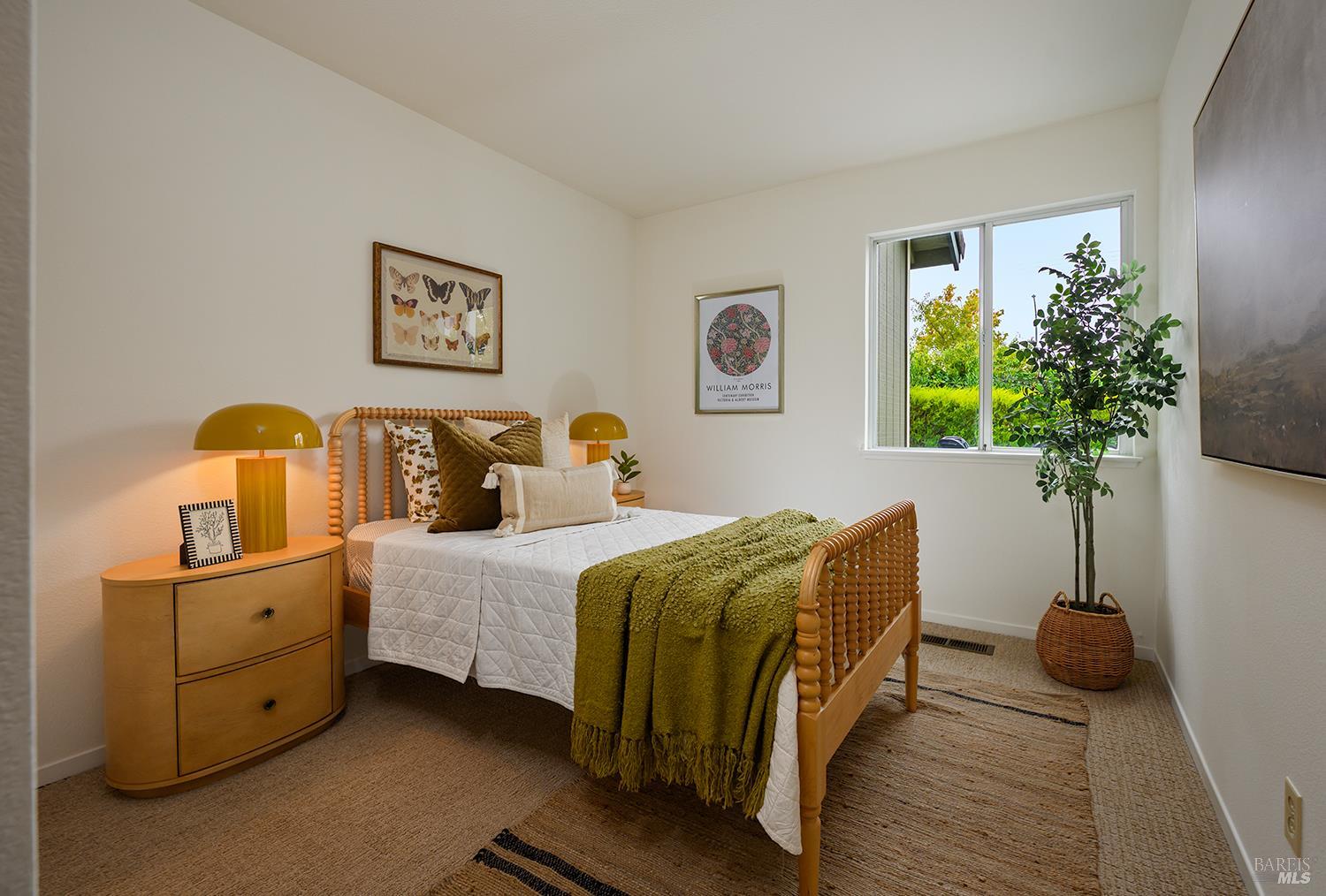 172 Flametree Circle Windsor CA 95492