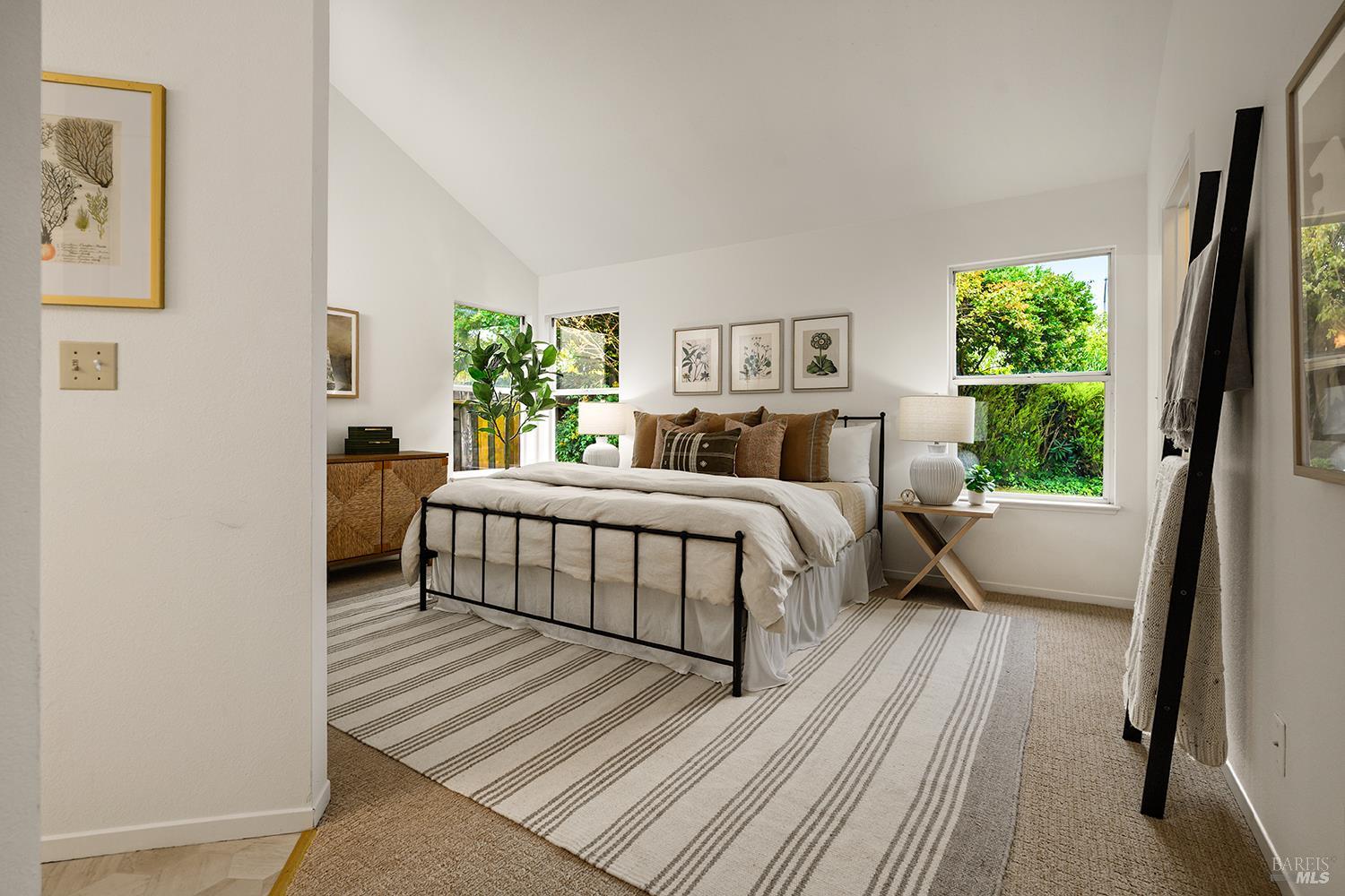 172 Flametree Circle Windsor CA 95492