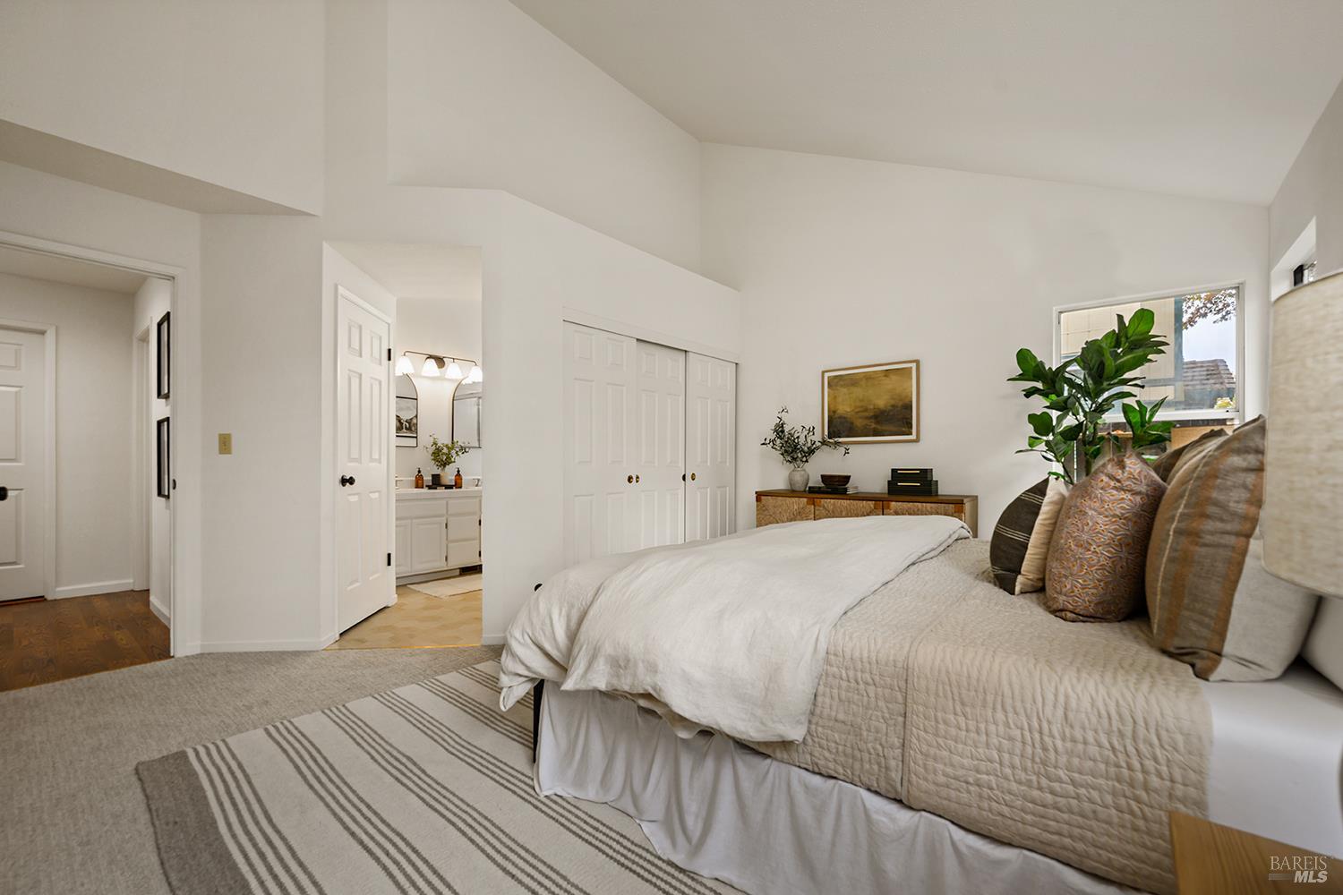 172 Flametree Circle Windsor CA 95492