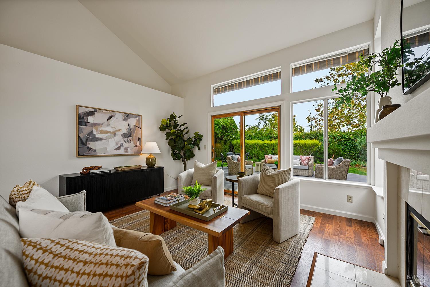 172 Flametree Circle Windsor CA 95492