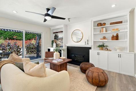 30 Driftwood Avenue Novato CA 94945
