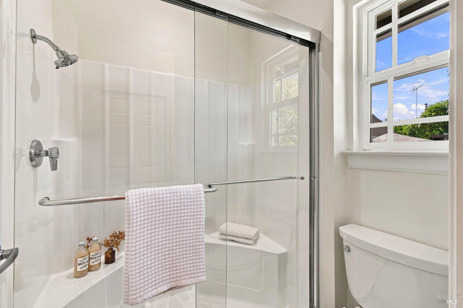 30 Driftwood Avenue Novato CA 94945