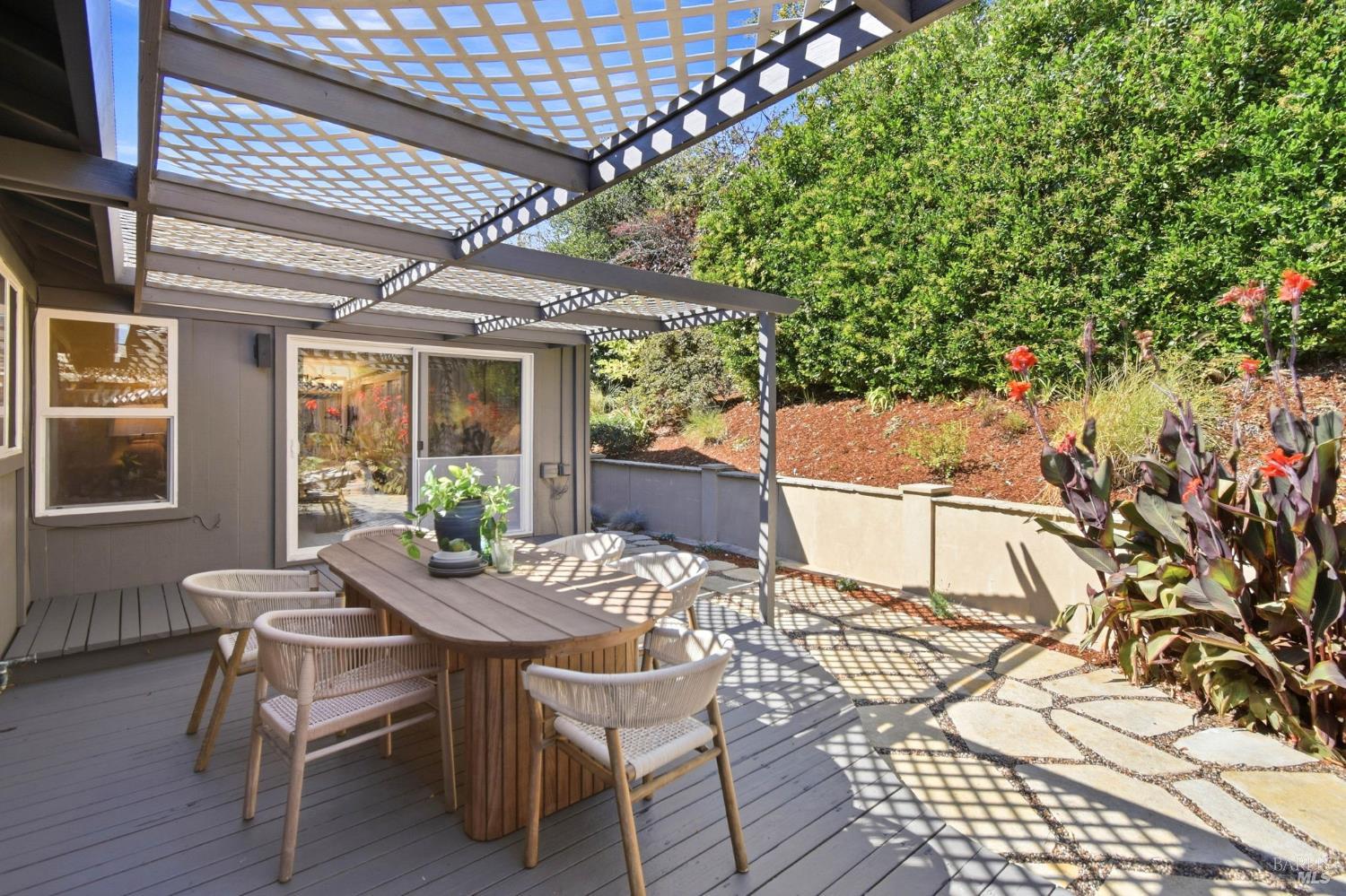30 Driftwood Avenue Novato CA 94945