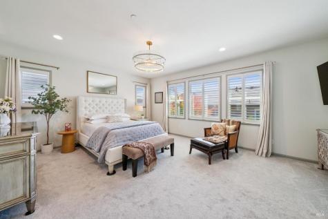 1831 Velvetleaf Lane Santa Rosa CA 95404