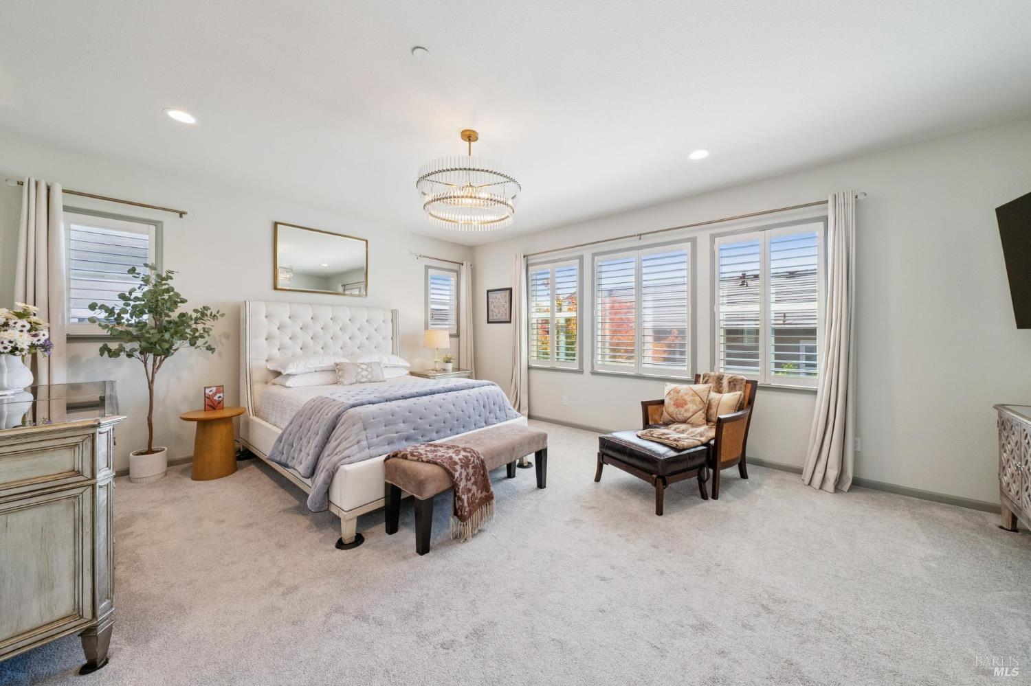 1831 Velvetleaf Lane Santa Rosa CA 95404