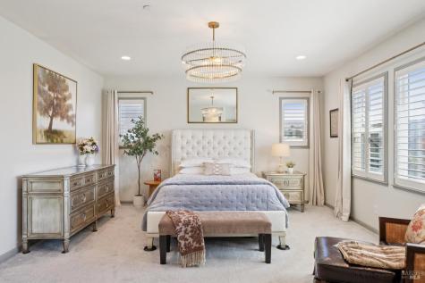 1831 Velvetleaf Lane Santa Rosa CA 95404