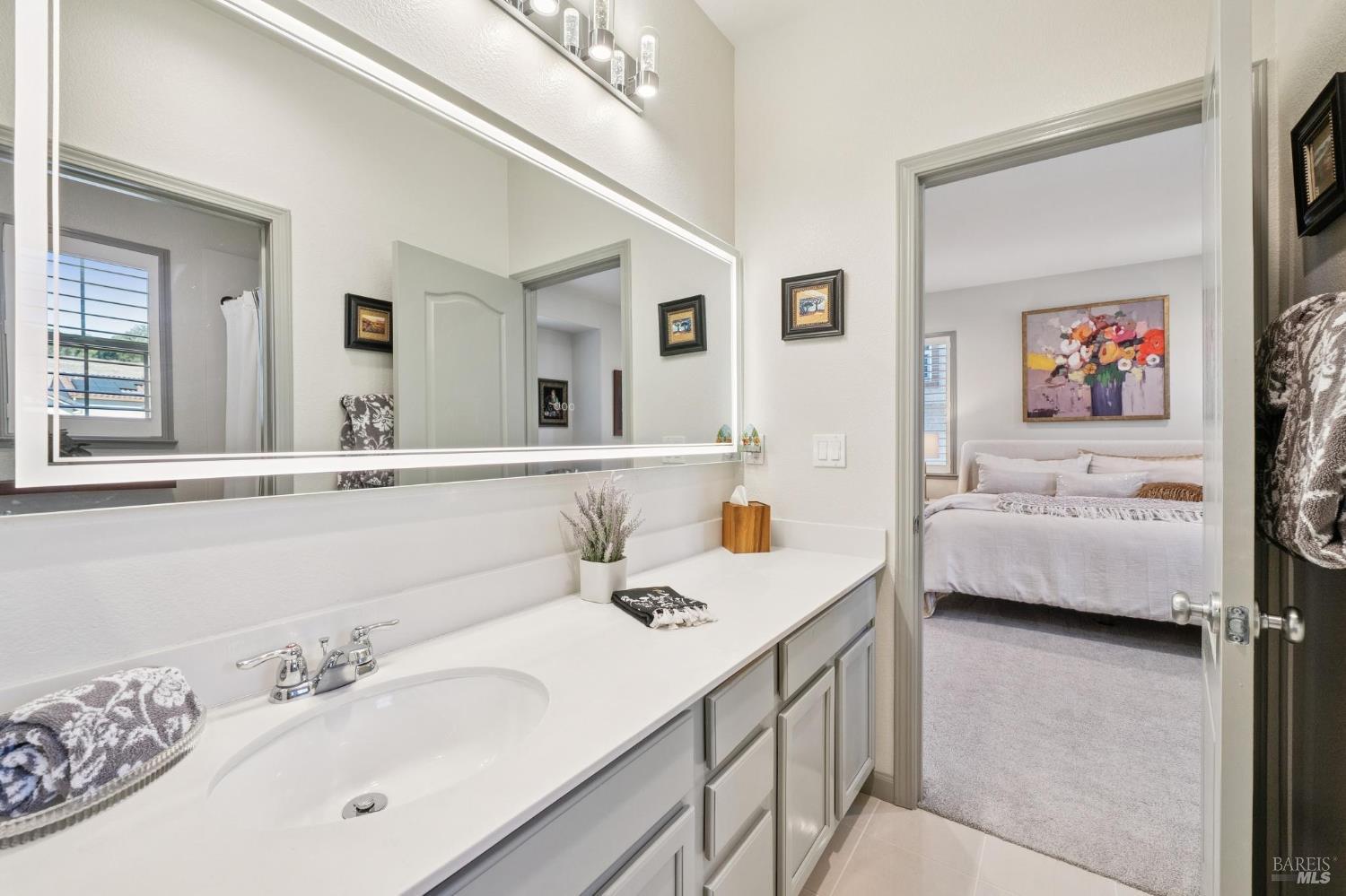 1831 Velvetleaf Lane Santa Rosa CA 95404