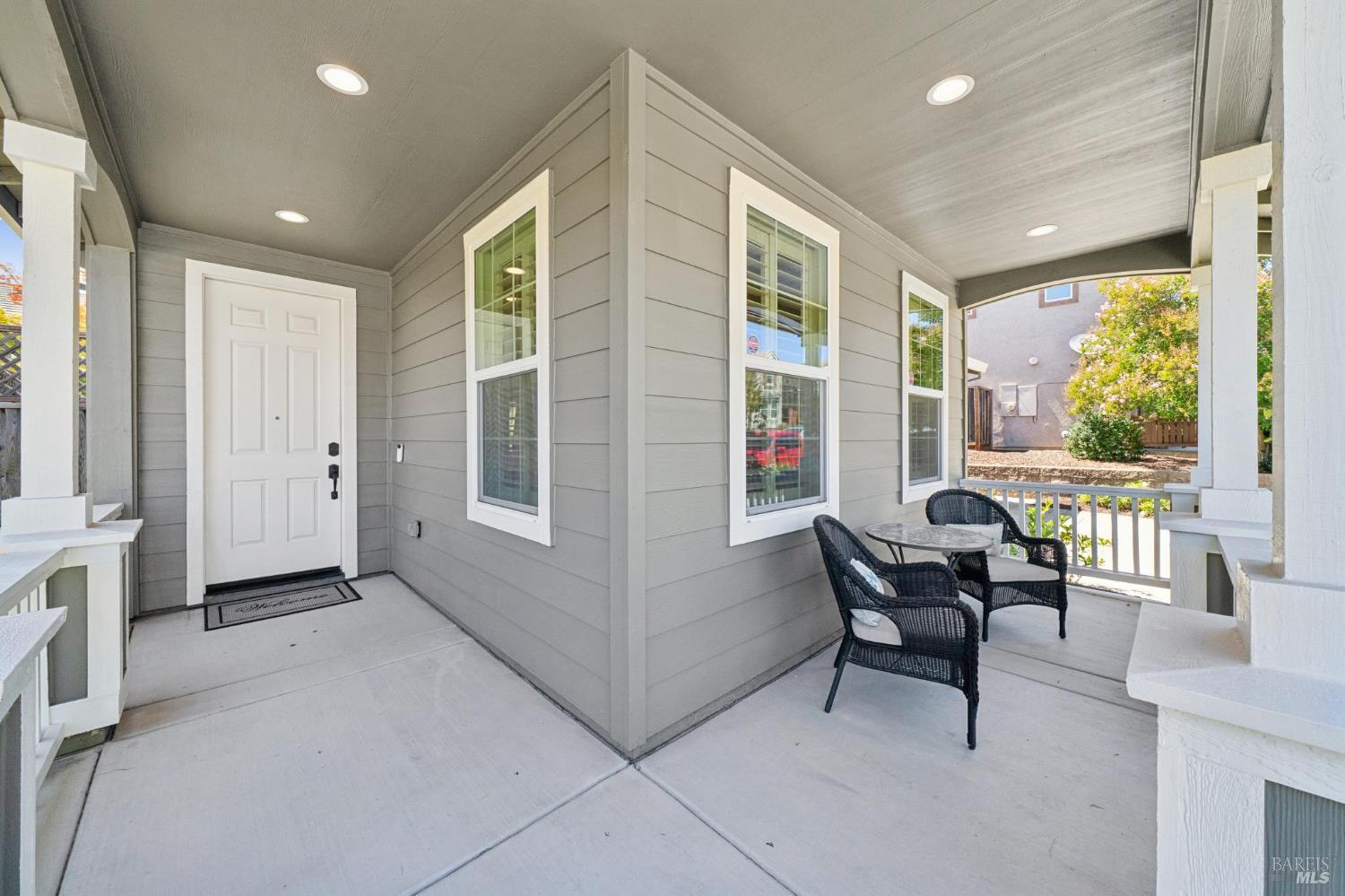 1831 Velvetleaf Lane Santa Rosa CA 95404