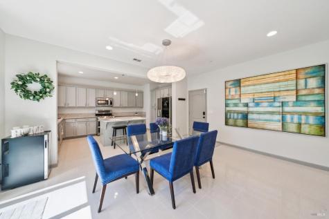 1831 Velvetleaf Lane Santa Rosa CA 95404