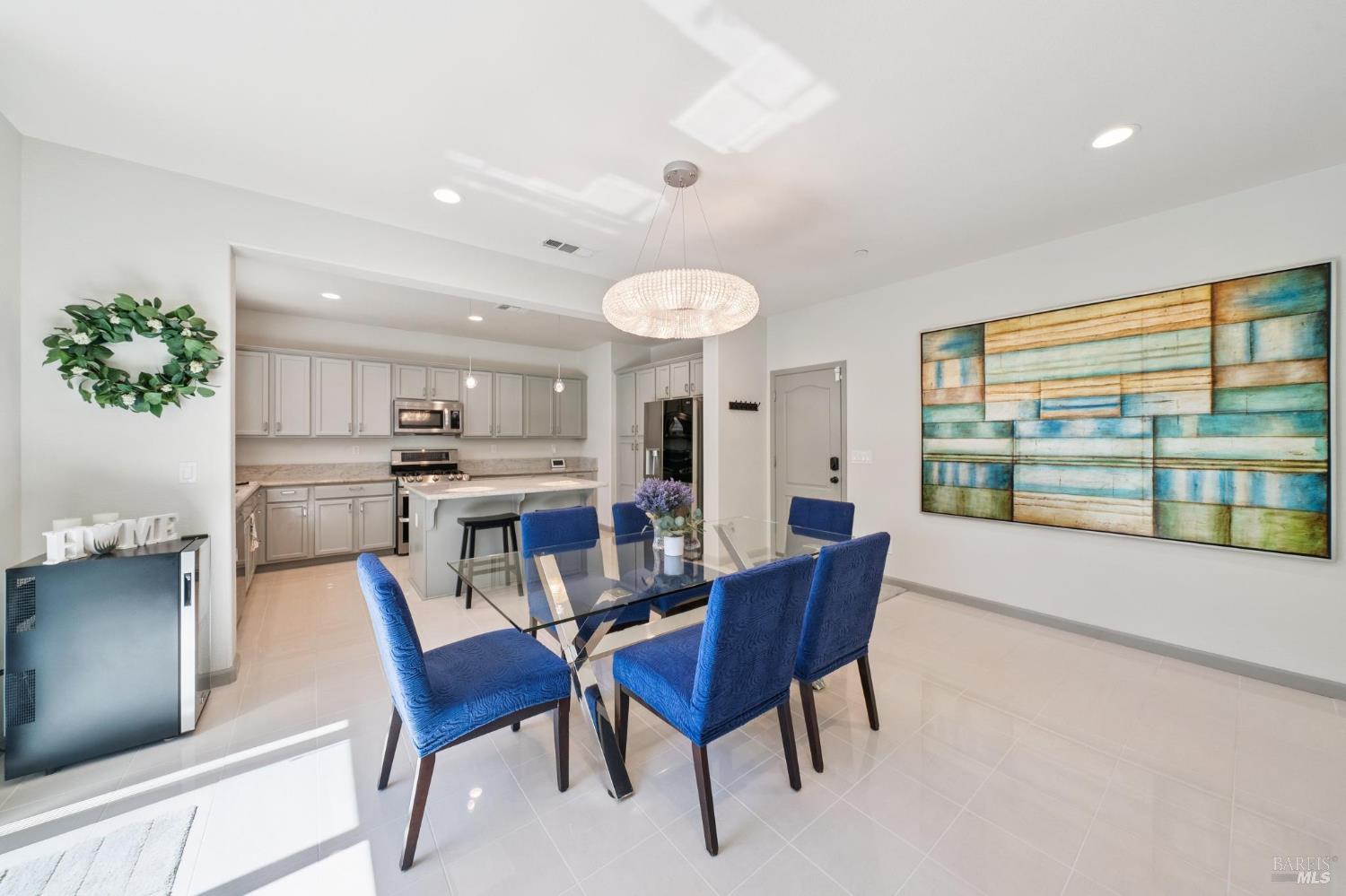1831 Velvetleaf Lane Santa Rosa CA 95404