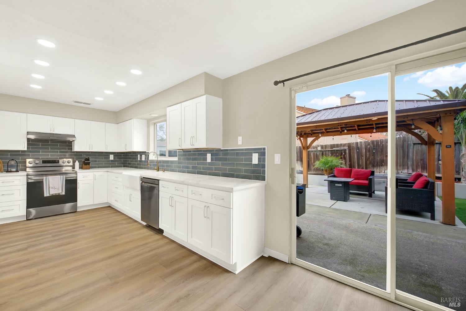 1106 Charter Lane Fairfield CA 94533