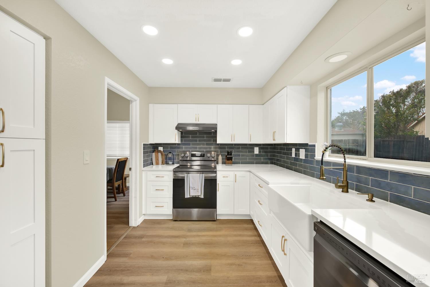1106 Charter Lane Fairfield CA 94533