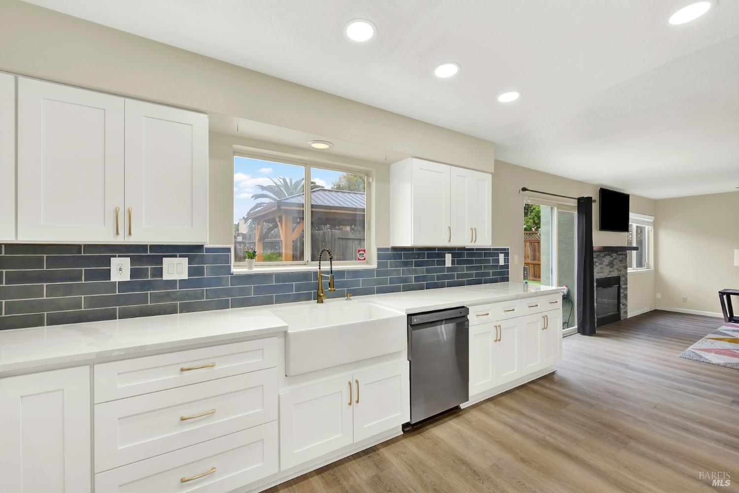 1106 Charter Lane Fairfield CA 94533