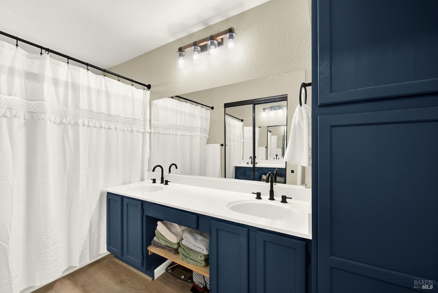 1106 Charter Lane Fairfield CA 94533