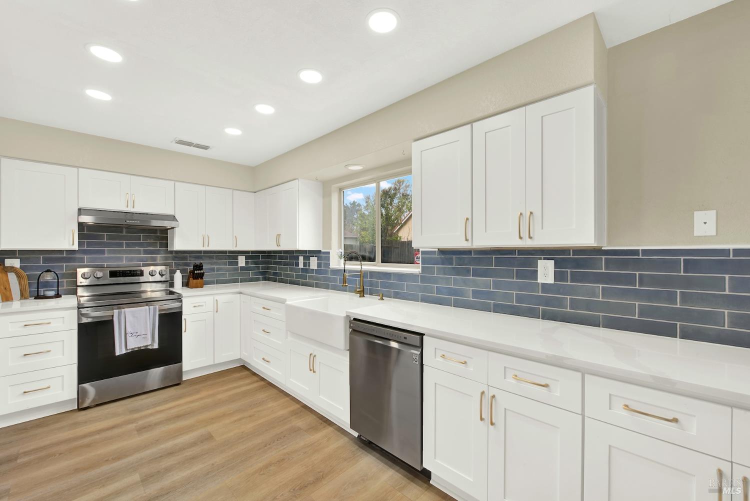 1106 Charter Lane Fairfield CA 94533