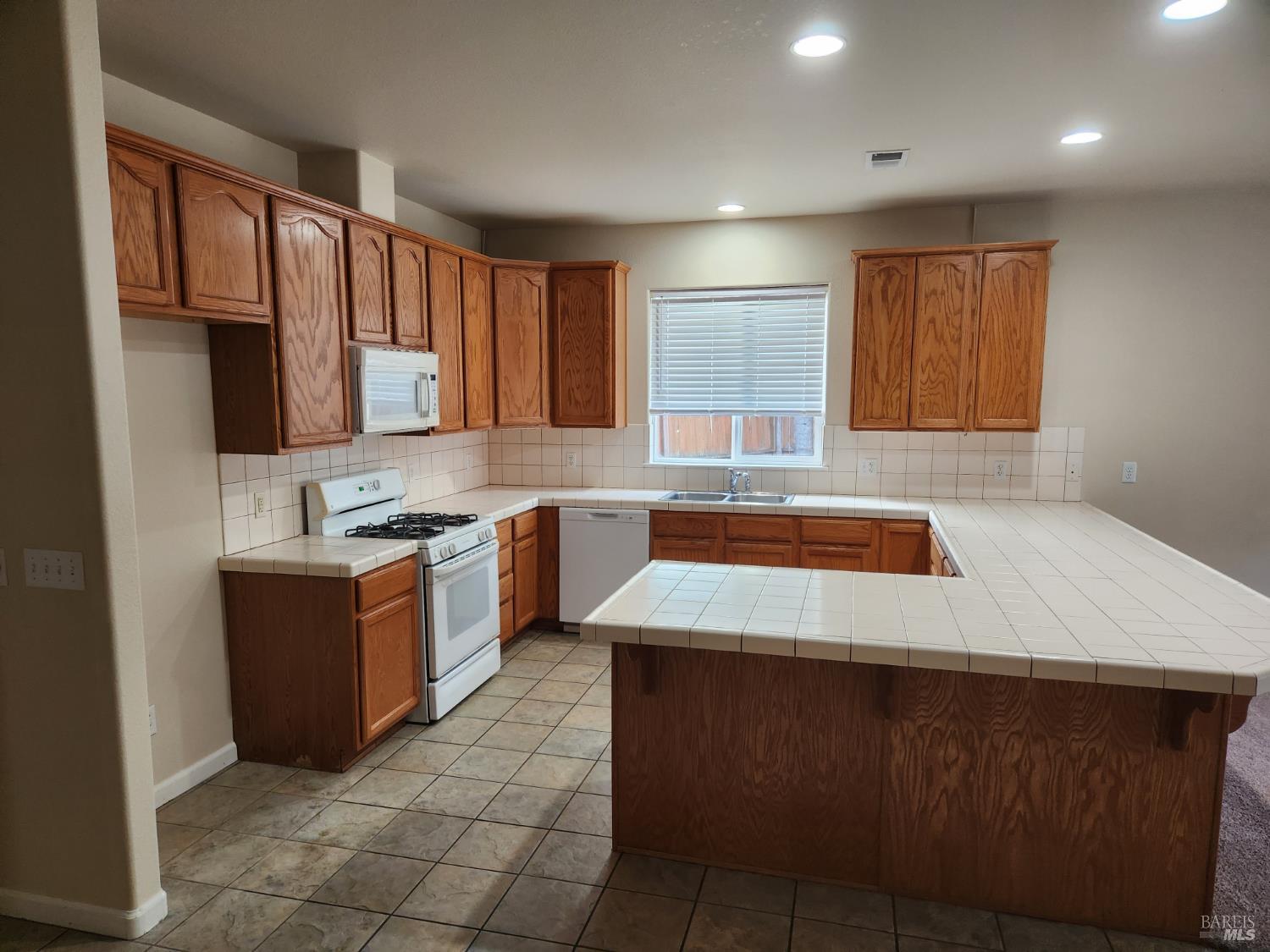 464 Beltrami Drive Ukiah CA 95482