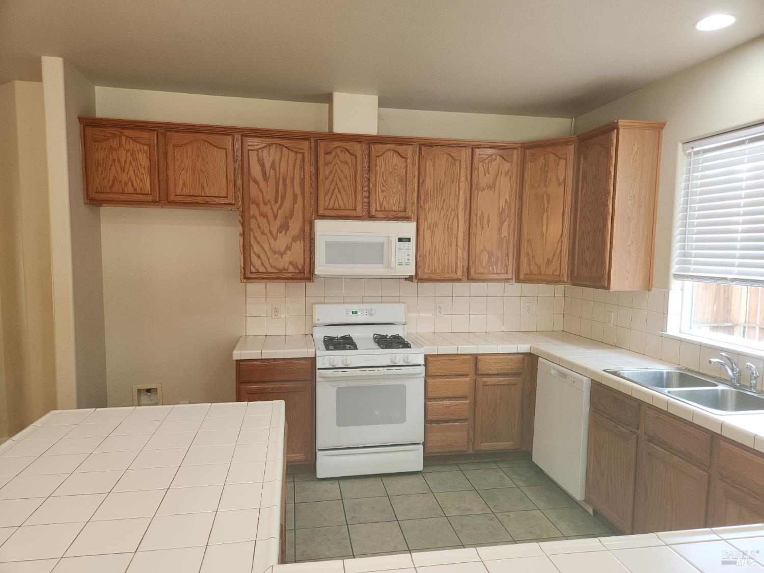 464 Beltrami Drive Ukiah CA 95482