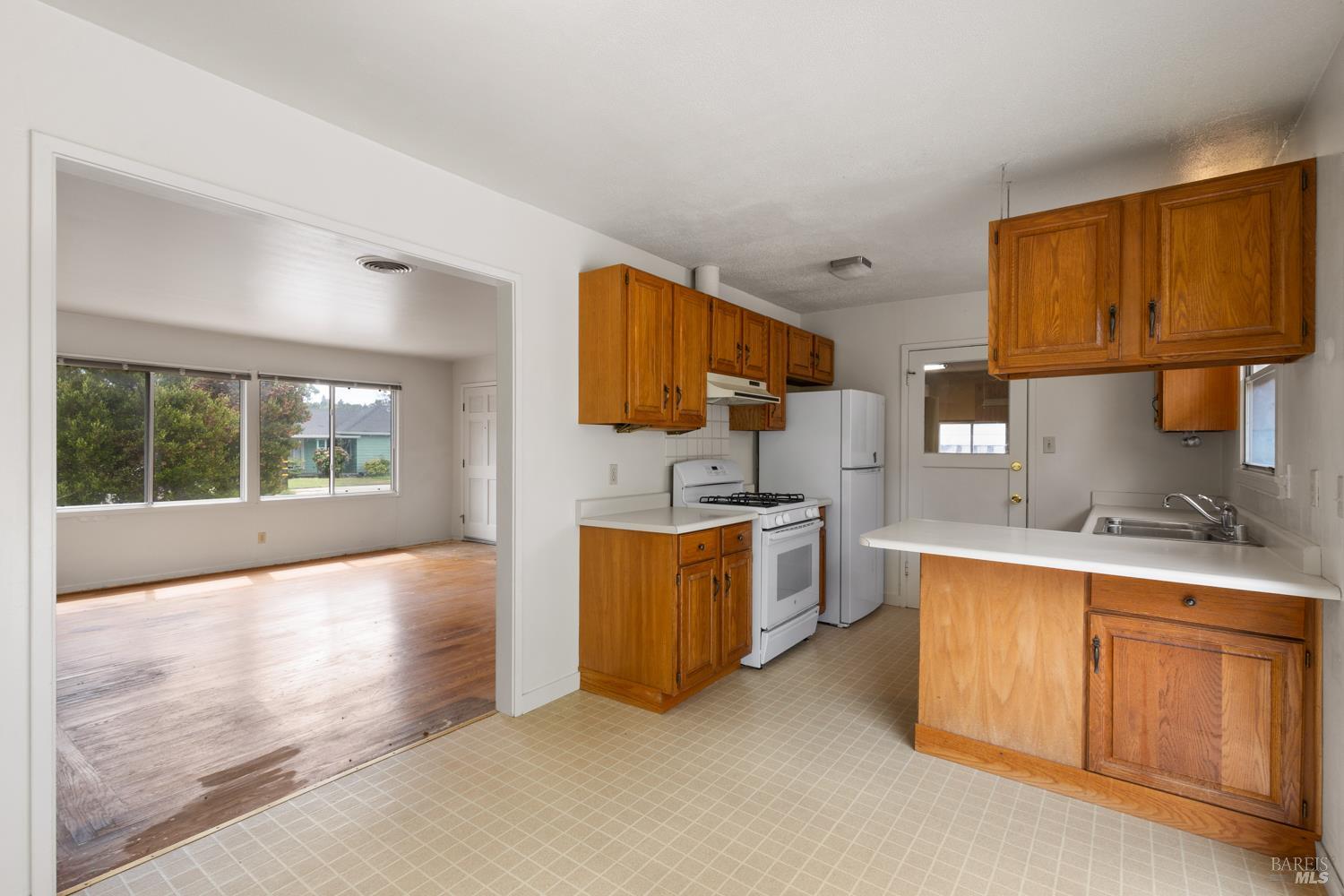 2707 Spring Creek Drive Santa Rosa CA 95405